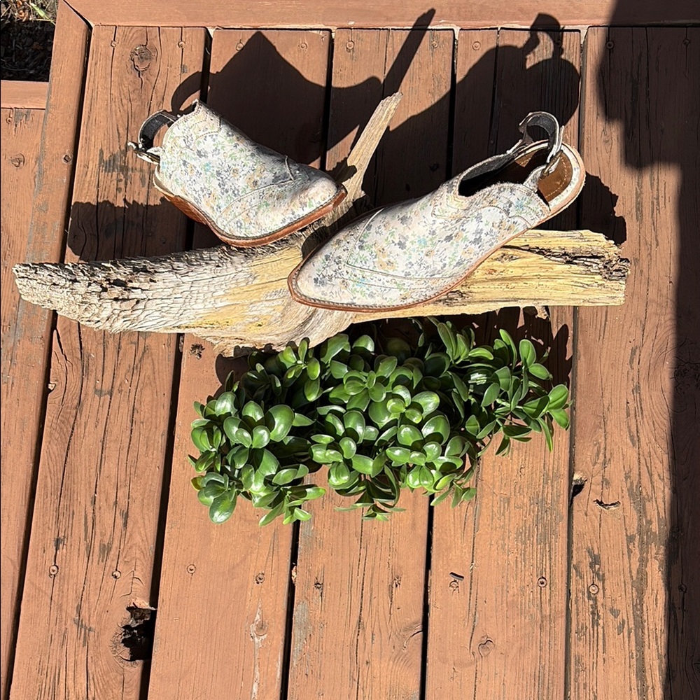 LIBERTY Black Floral Mules